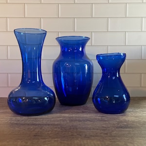 Set of 3 Cobalt Blue Vintage Vases - Wedding Decor - Party Decor - Floral Arrangements