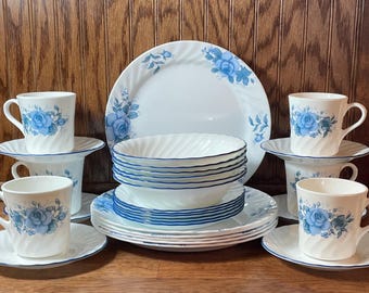 30 Piece Set Corelle Blue Velvet Service for Vintage