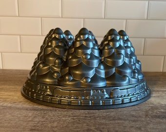 Nordic Ware Holiday Tree Bundt Cake Pan - Holiday Baking - Nordic Ware Cake Pan