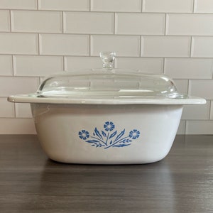 Corning Ware Cornflower 4 Quart Roaster Dutch Oven - Vintage Glass Bakeware - Made in USA - P-34-8