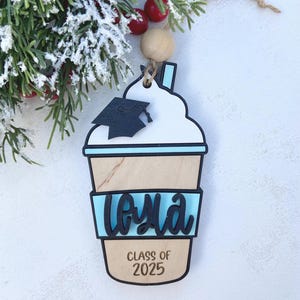 Personalized Graduation Name Ornament Class of 2025, Custom Christmas Gift for Senior, College Graduate/High School Grad Ornament
