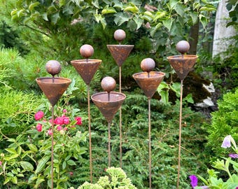 Set of 6 Rustic Metal Rain Catcher Garden Stakes, Bee & Butterfly Feeder, Outdoor Decor