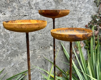 Rusty Metal Bird Bath Set of 3 Rain Catchers Garden Stakes Bee Butterfly Water Bowls