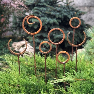 Rusty finials set of 7,  Garden stakes, Metal garden decor, Metal yard art, Outdoor metal decor, Rusty metal rings garden sculpture