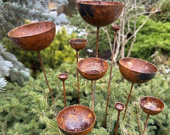 Rusty Metal Water Bowl Garden Stakes, Set of 10, Decorative Rain Catcher