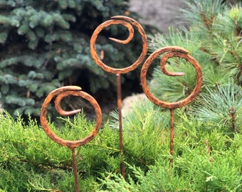 Rusty finials set of 3, Garden stakes garden decor, Metal garden decor, Metal yard art, Outdoor metal decor, Rusty metal garden sculpture