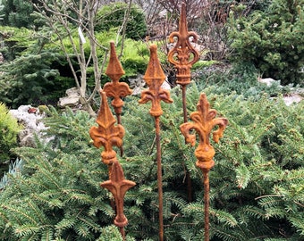 Rustic Metal Finial Garden Stakes, Set of 6, Metal Yard Art
