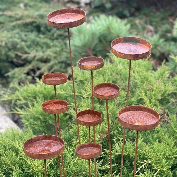 Rain Catcher Outdoor Garden Decor, Rusty Flower Garden Stakes, Yard Art, Bee Feeder, Rustic Metal Bowl for Birds and Pollinators
