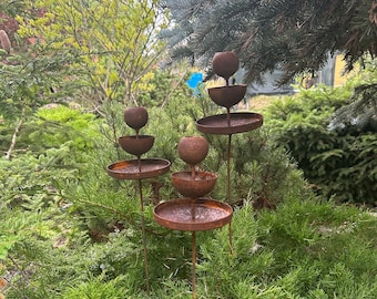 Rusty Rain Catcher Stakes with Bee & Butterfly Cups