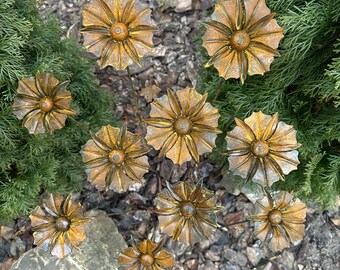 金属製葉っぱ・花型セット 錆びた金属製の花 10本セット ガーデンステーク 風化した屋外庭園彫刻