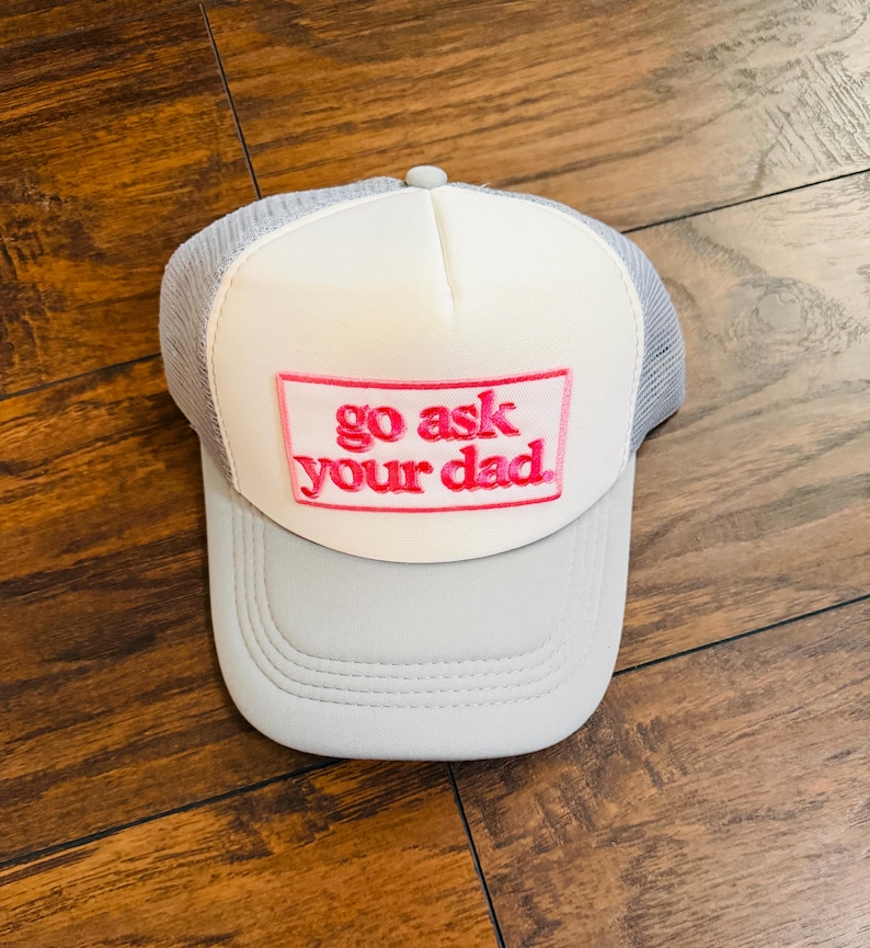 Gorra de camionero con parche bordado "Pregúntale a tu papá" - Accesorios Gray/White