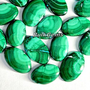 AAA Grön Malakit Oval Cabochon Parti – Handgjord Smyckestillverkning (20-35 mm)