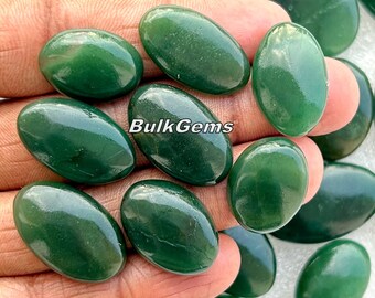 Gröna Jade Ovala Cabochoner – Handgjorda Ädelstenssmycken