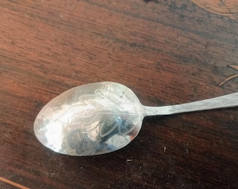 Handwrought Sterling Silver Edenton North Carolina "Fancy Back" teaspoon!