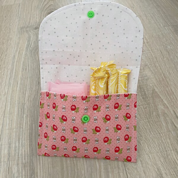 Privacy Pouch Tampon and Sanitary Pad Case Holder