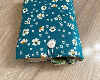 Retro Floral Fabric Book Sleeve: E-Reader Cover, Book Protector