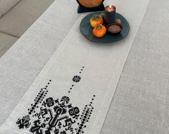 Tovaglia in lino grigio ricamata chic - 140 x 30 cm - Elegante decorazione da pranzo