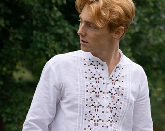 Camisa ucraniana con bordado étnico - Estilo folclórico ucraniano para hombre en lino