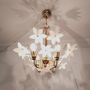 Vintage 1980s Brass Chandelier with Frosted Flower Shades – 4-Light Elegant Floral Statement Piece