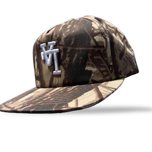 upside down LA logo on unstructured SnapBack