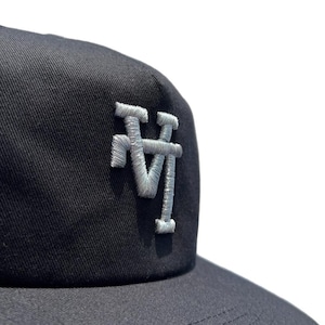 upside down LA logo on unstructured SnapBack