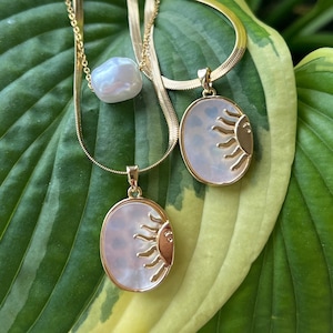 Bohemian Sun Seashell Herringbone Summer Beach Gold Jewelry Shell Abalone Conch Pearl Siren Mermaid Hippie Necklace Chain Gift for Her