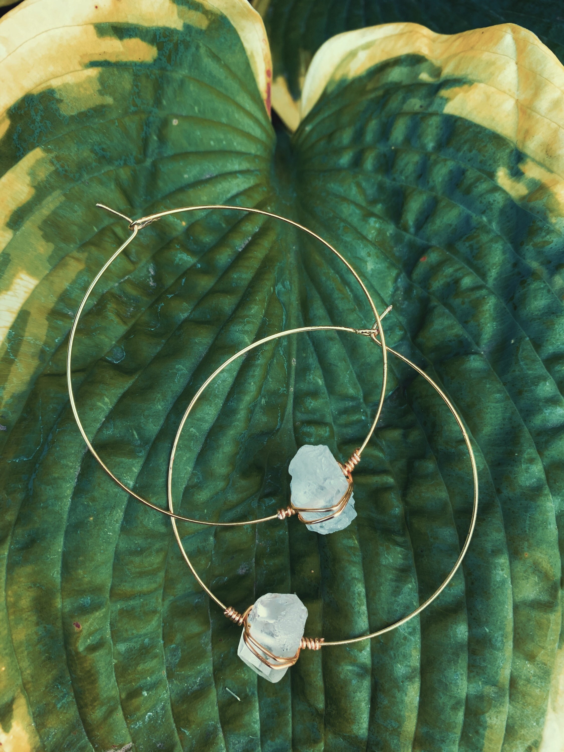 EDN79AGROB Antique Gold Crystals Hoop Earrings Rocky Beach main image 1