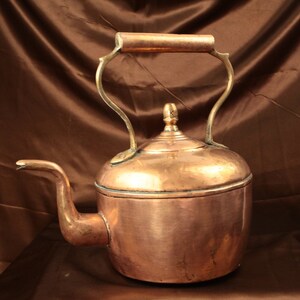 Gorgeous Antique Heavy Copper French Farm House Kettle with Copper Handle and Spout.  ** Free Shipping