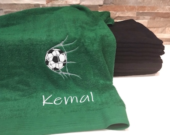 Serviette avec nom et motif football