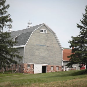 Weathered gray barn | Country landscapes art | Rustic wall art | Modern farmhouse home decor | Barns | Rural | Custom photo and canvas art