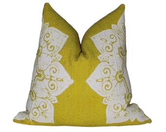 Authentic Yellow And White Mud Cloth Throw Pillow Cover/ Mudcloth Cushion /Bogolan Pillow Case/ African Mudcloth Pillow Cover
