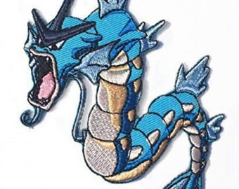 Gyarados Patch (3,5 pouces) Fer brodé ou coudre sur badge Souvenir Rétro DIY Costume Evolved Mew Inspiré Team Instinct Mystic Valor