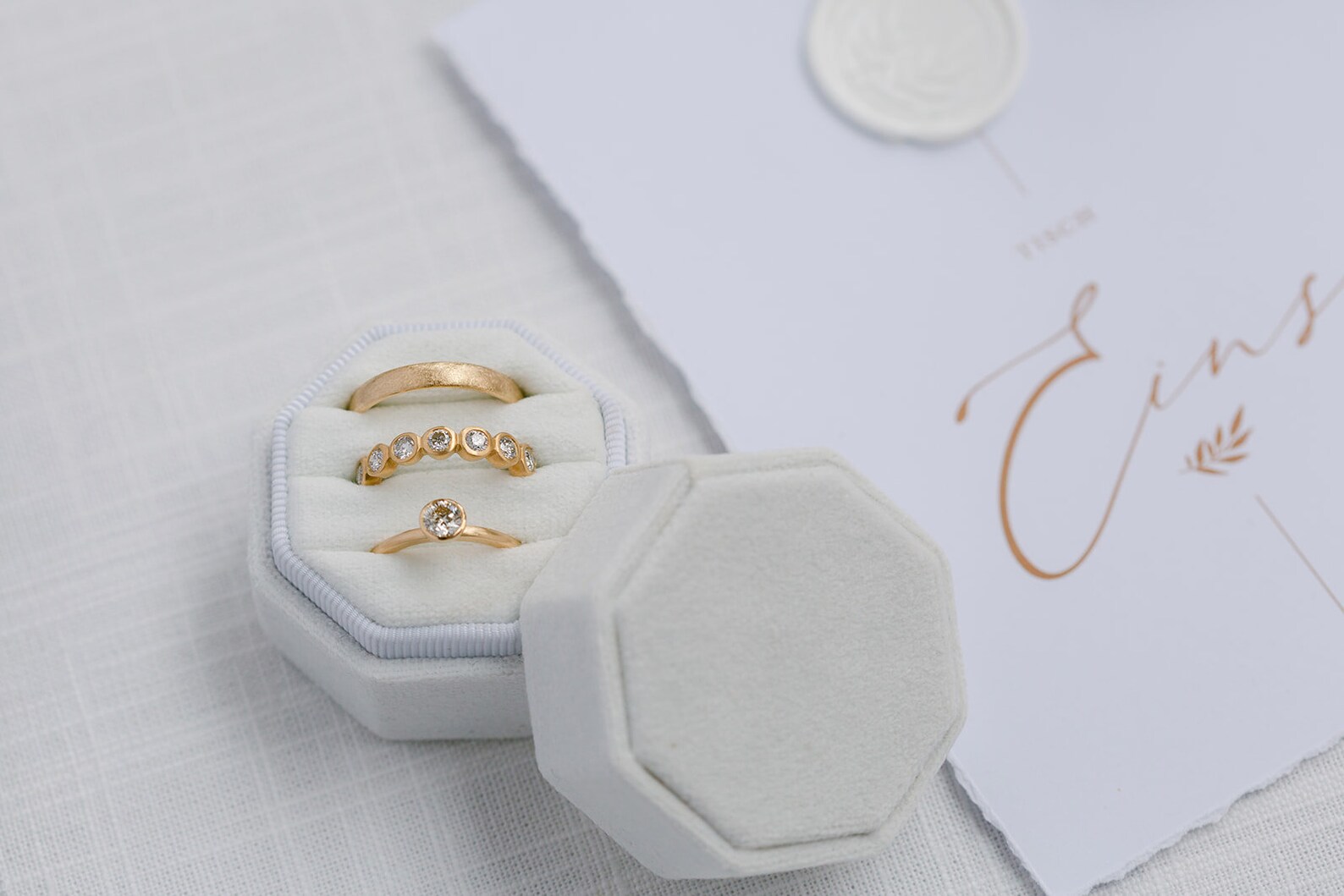 Personalized Jewelry Box for 3 Rings, White, Made of Velvet - Etsy