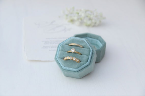 Scatola per anello in velluto personalizzata, scatola per anello in velluto a tre scomparti, portafedi per proposta di matrimonio, regali di San Valentino, regalo di anniversario per coppie - Italia