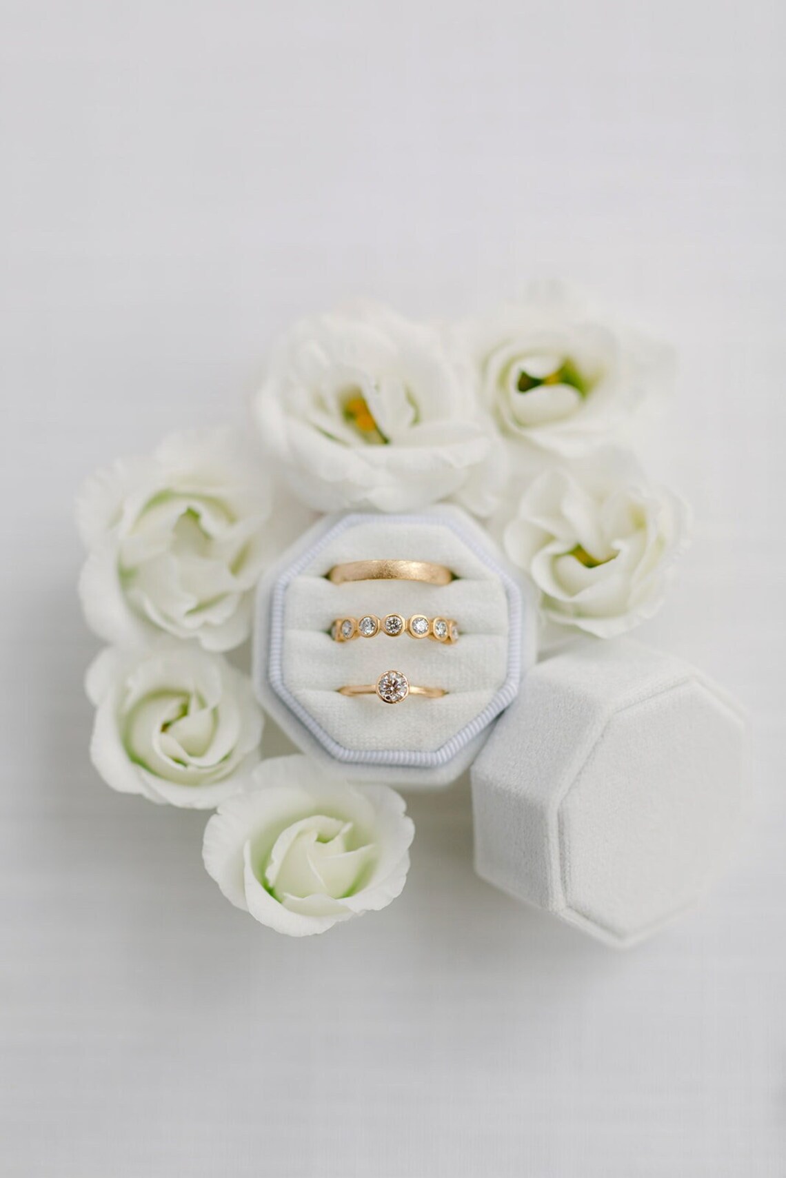Personalized Jewelry Box for 3 Rings, White, Made of Velvet - Etsy