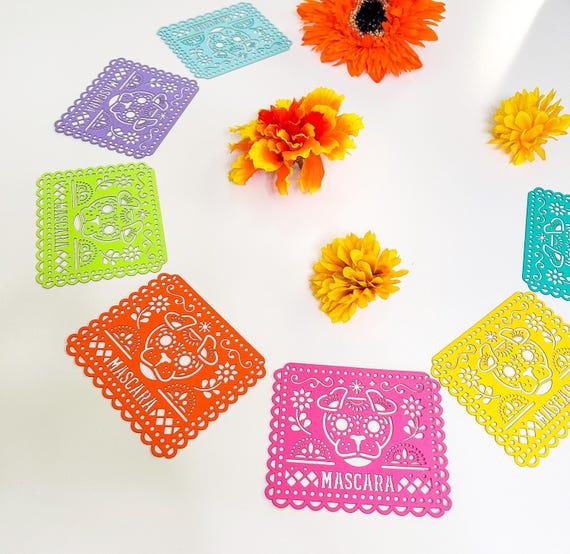 Personalized Dog Dia de los Muertos Papel Picado Banner: Altar Decor