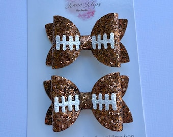 Laços de cabelo com glitter em formato de futebol americano, Laços de cabelo para meninas, Acessórios de cabelo para meninas, Grampos de cabelo com design, Laços de rabo de cavalo para futebol americano, Tiara
