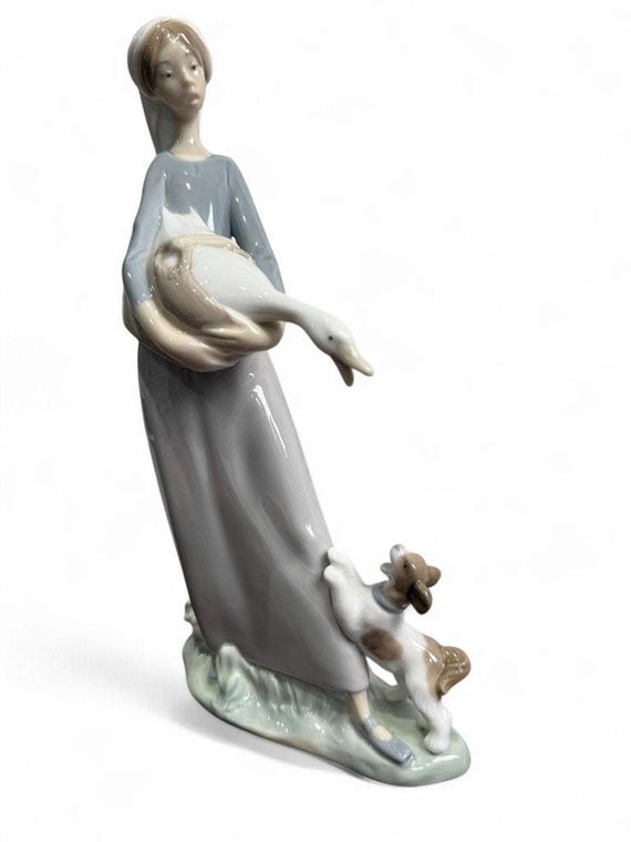 リヤドロ LLADRO 少女とガチョウ 陶器人形 リヤドロ ガチョウと犬を抱く少女 磁器彫刻 フィギュア #4866 - Etsy 日本