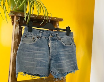 Vintage Levi 501 denim shorts, W30