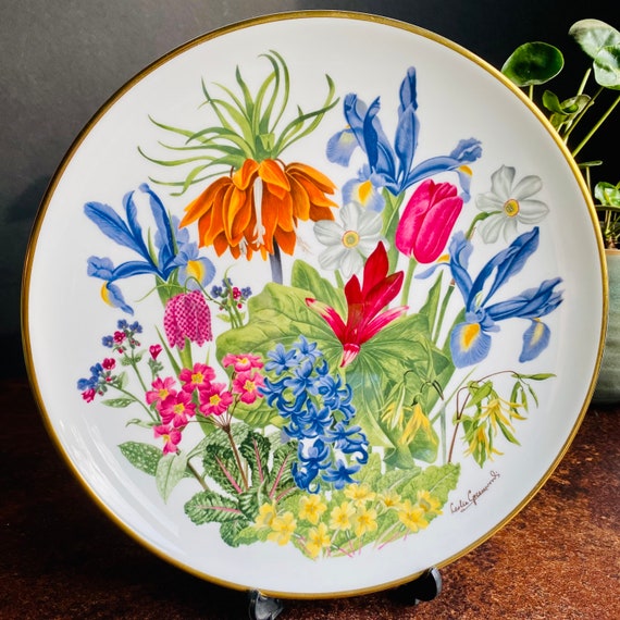 Vintage 1977 - RHS - Flower of the Year Plate - April - Franklin