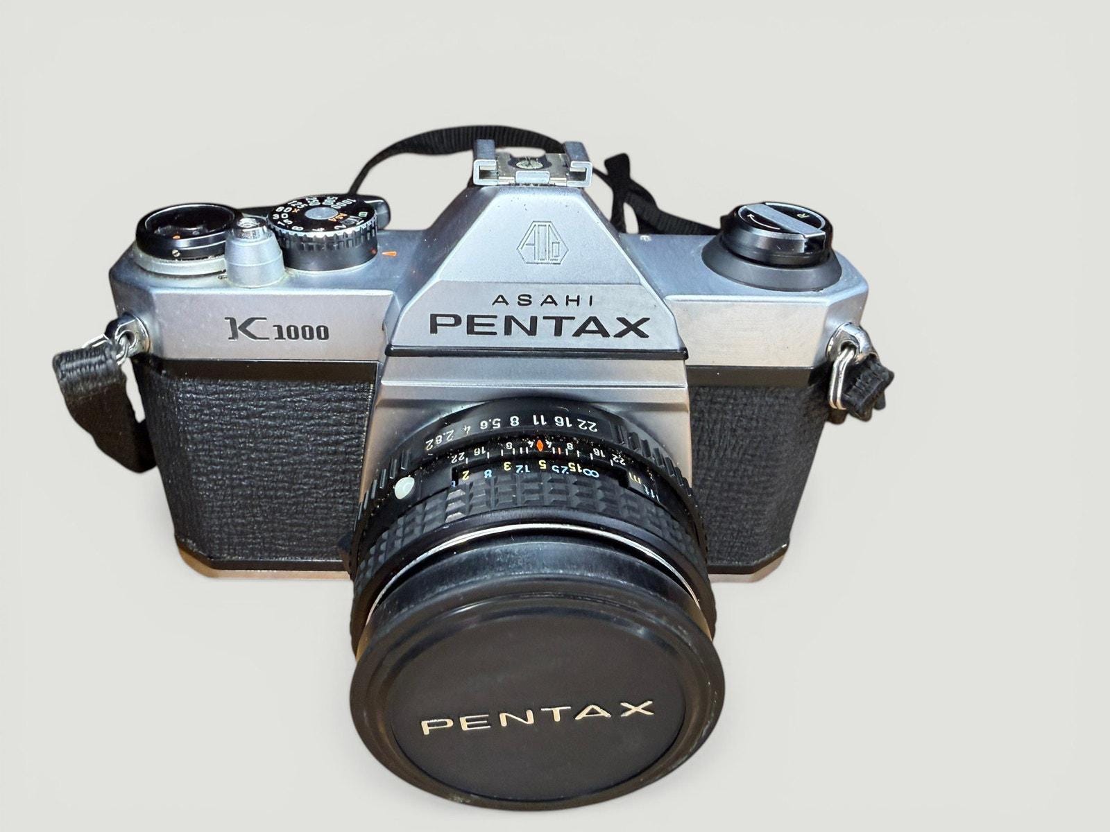 ペンタックス K1000 35 mm フィルムカメラ（SMC-M 50 mm f/2 単焦点