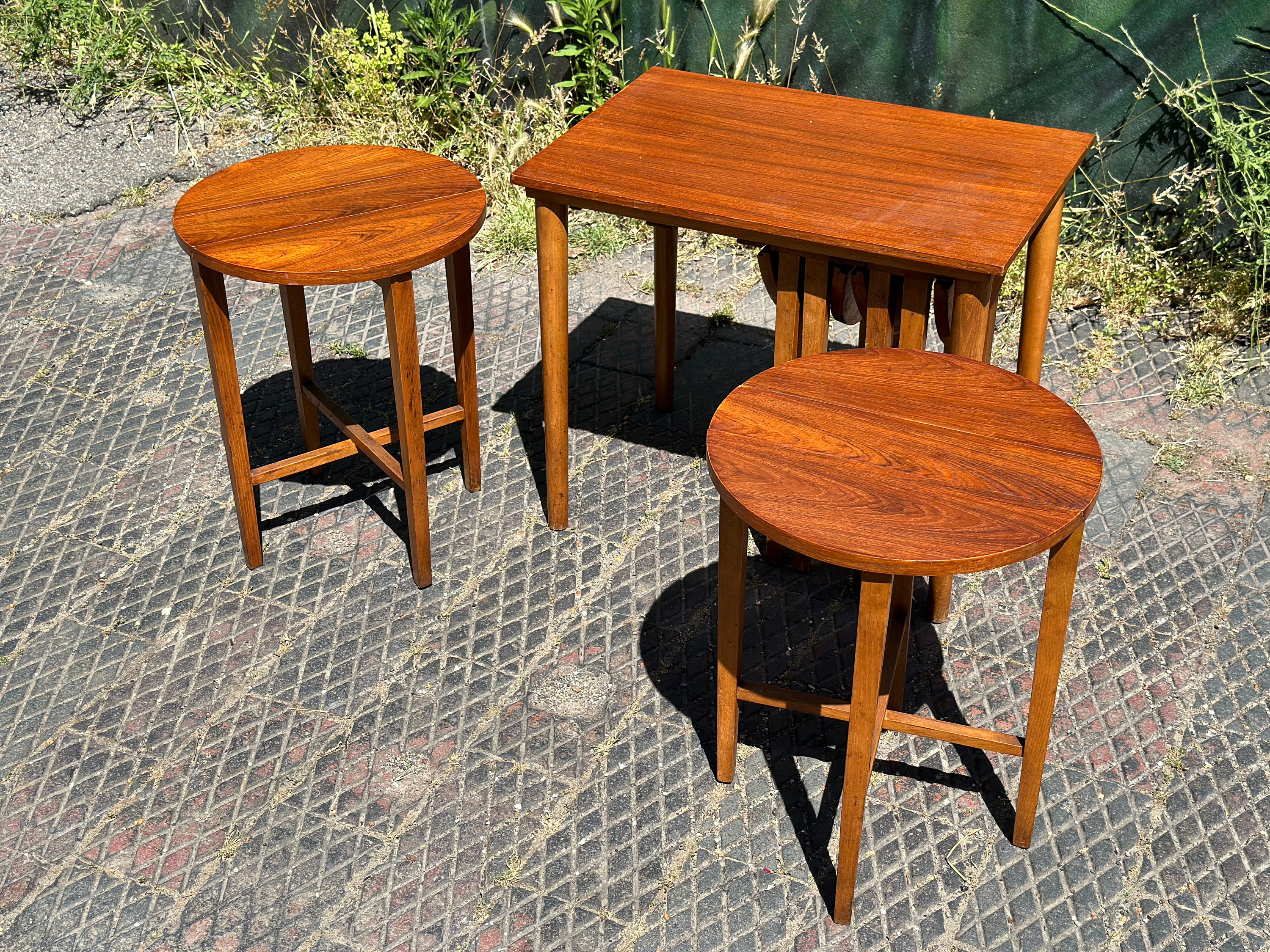 Vintage Nesting Tables: Set of 5 Collapsible Space Saving Tables