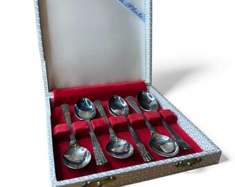 Six vintage teaspoons - Yeoman Plate - retro cutlery in box - circa 1949