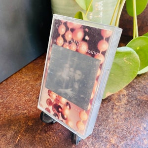 Vintage cassettebandje Prince and the NPG, Diamonds and Pearls. Vintage muziek