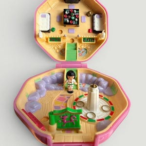 Polly Pocket Suki