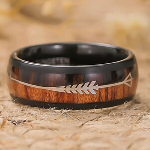 Wooden Whiskey Barrel Wedding Couple Rings Black - Dome Wood Couples Ring Set - Arrow Promise Ring for Couples -Unique mens Wedding Band