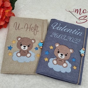 U-Hefthülle bestickt mit Impfpassfach, personalisiert, Namen, Bär, Bärchen, personalisiert, Mädchen, Jungen, Filz, rosa hellblau, Heft Beige
