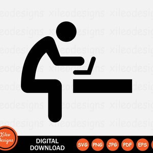 Könnte beinhalten: Schwarz-weiße Silhouette einer Person, die an einem Schreibtisch sitzt und einen Laptop benutzt. Die Person ist zur linken Seite des Bildes gewandt. Der Schreibtisch ist ein einfaches Rechteck.