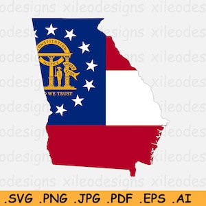 Puede incluir: Una bandera azul y roja con una franja blanca en el medio. La bandera tiene la forma del estado de Georgia. La bandera presenta un sello dorado con una estrella blanca, tres pilares y las palabras "Constitución, Justicia, Moderación y Confiamos".