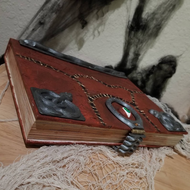 Sanderson Sisters Hocus Pocus Spell book replica Etsy